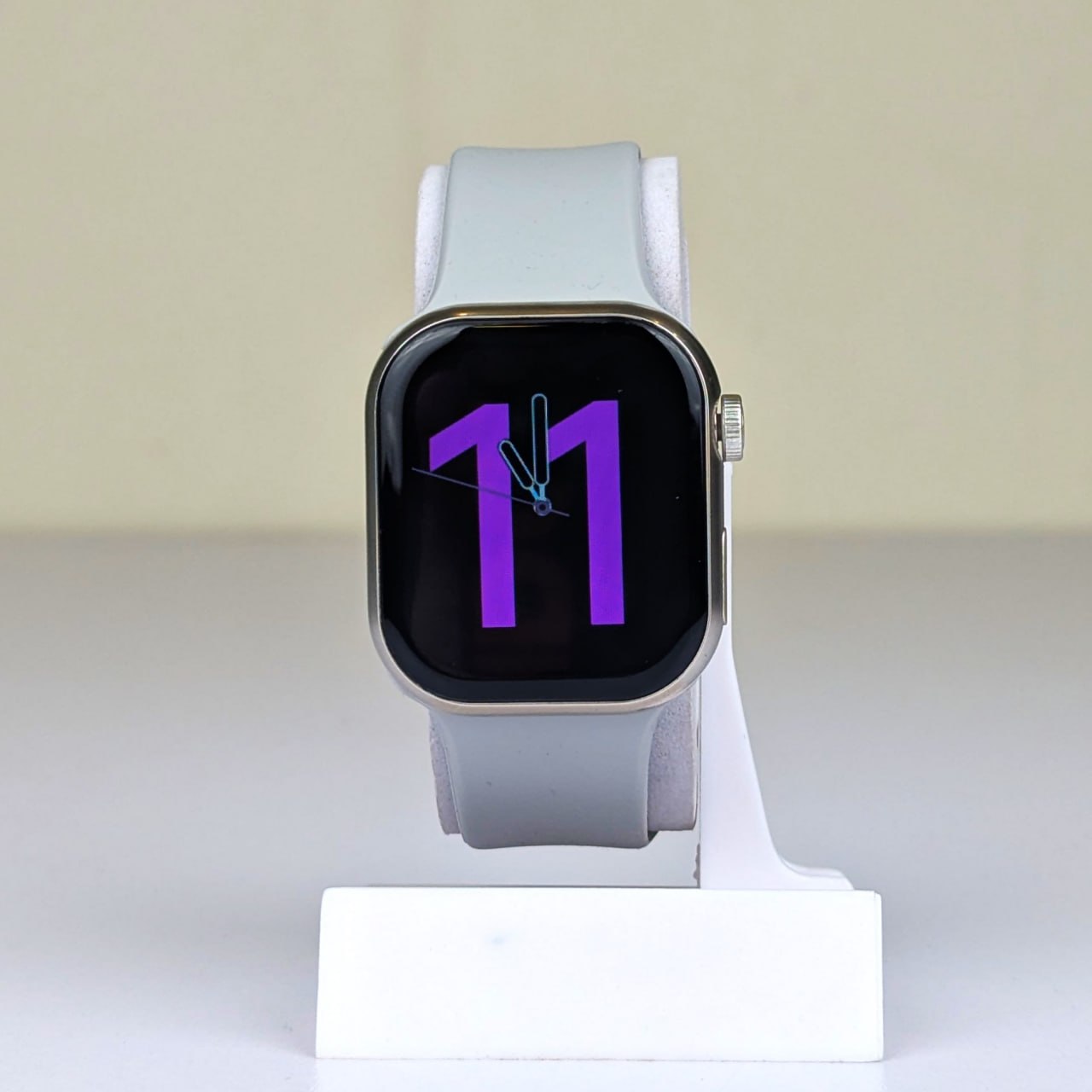 GUS-07 Series 11 Smart Watch with a "7 in 1" thumbnail 2