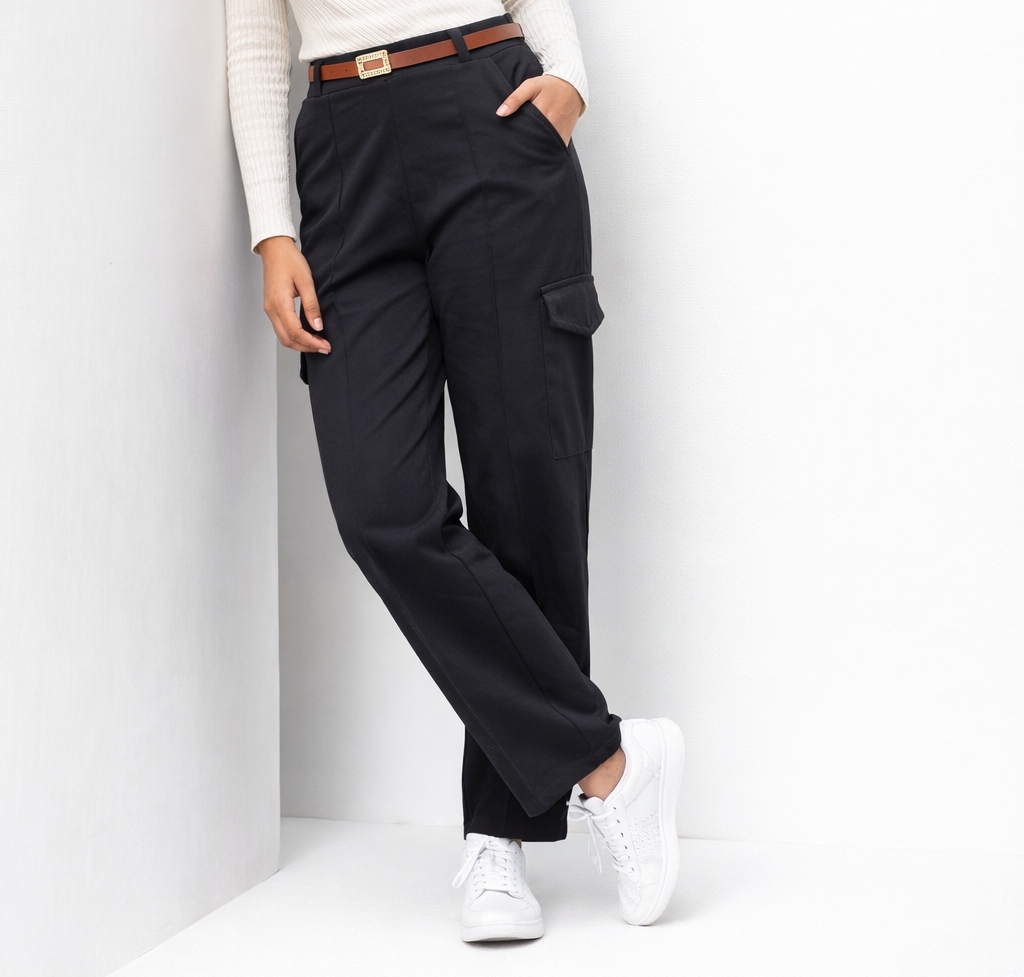 Premium Black Cargo Pant thumbnail 2