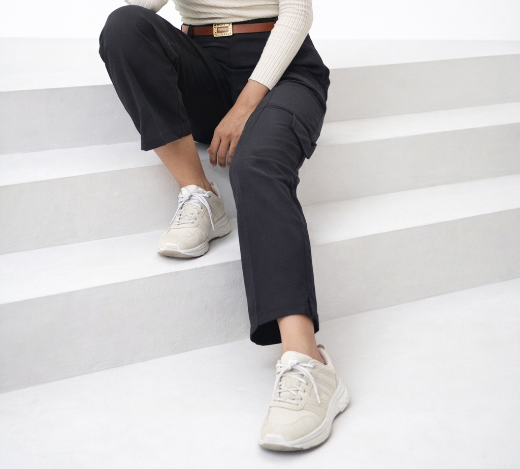 Premium Black Cargo Pant thumbnail 5