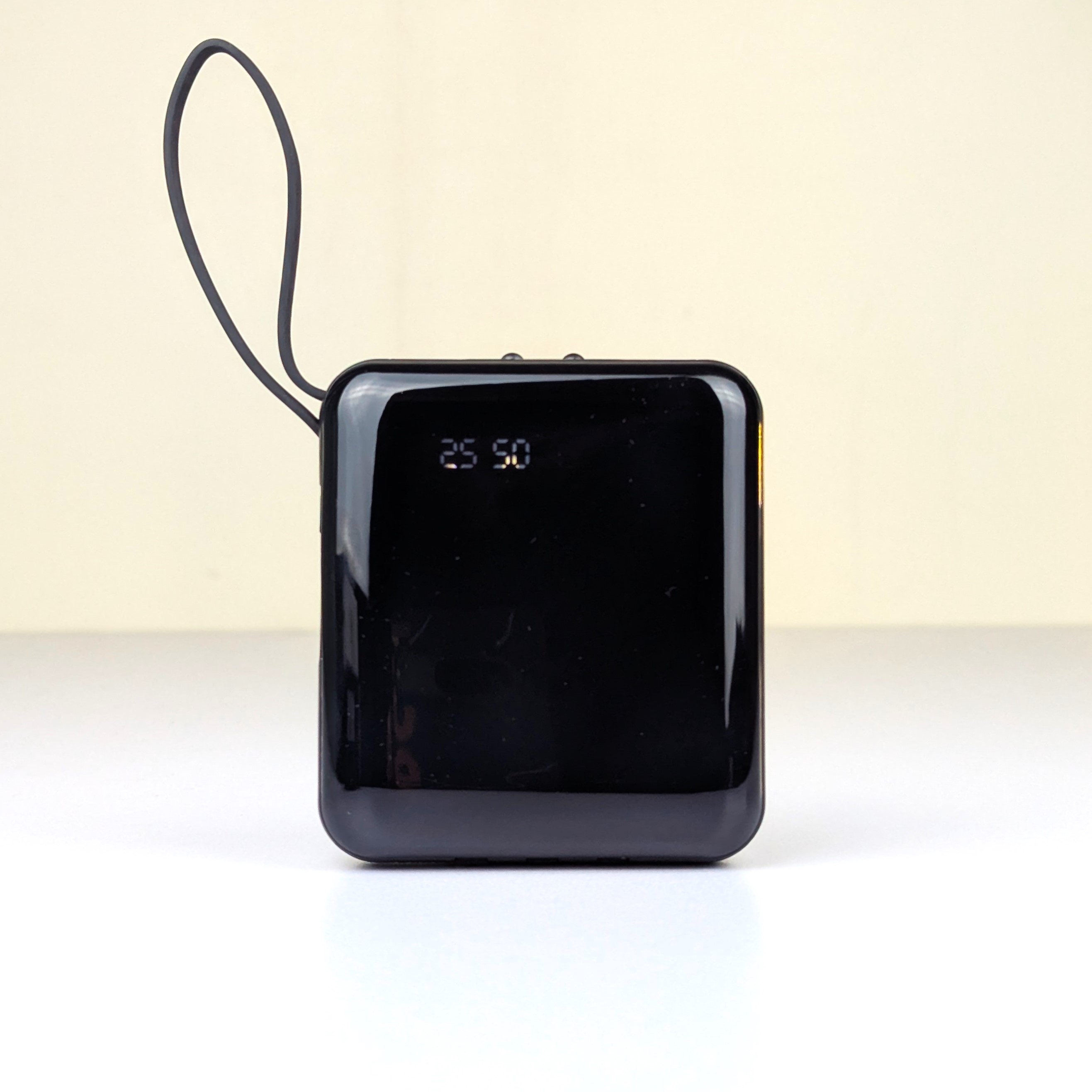 Smart Fast Charge Power Bank (10000mAh, Multi Cable Built-in)