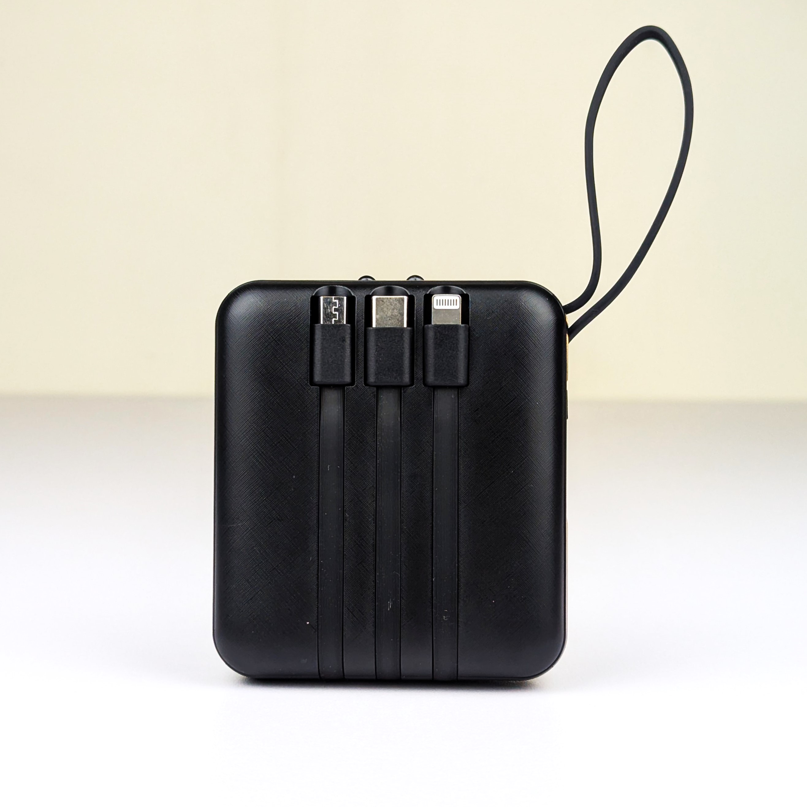 Smart Fast Charge Power Bank (10000mAh, Multi Cable Built-in) thumbnail 2